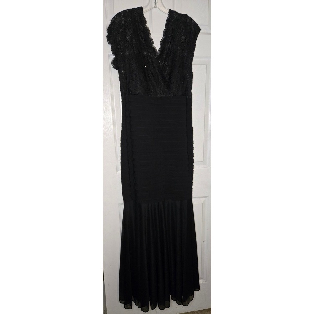 Betsy & Adam 14W Black Lace Sequin Tiered Mermaid Evening Gown Dress 042424W - Picture 3 of 5